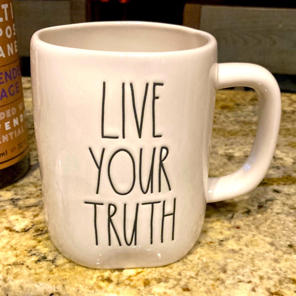 ☕ Rae Dunn Mug ☕
